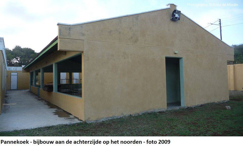 24. Pannekoek bijbouw aan achterzijde 2009